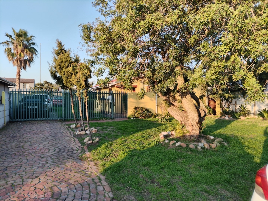 3 Bedroom Property for Sale in Highbury Western Cape